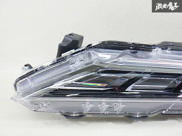 デリカD5 クリアランスランプ 左 CV1W レンズ綺麗！】三菱 純正 CV1W デリカ D:5 D5 クリアランスランプ