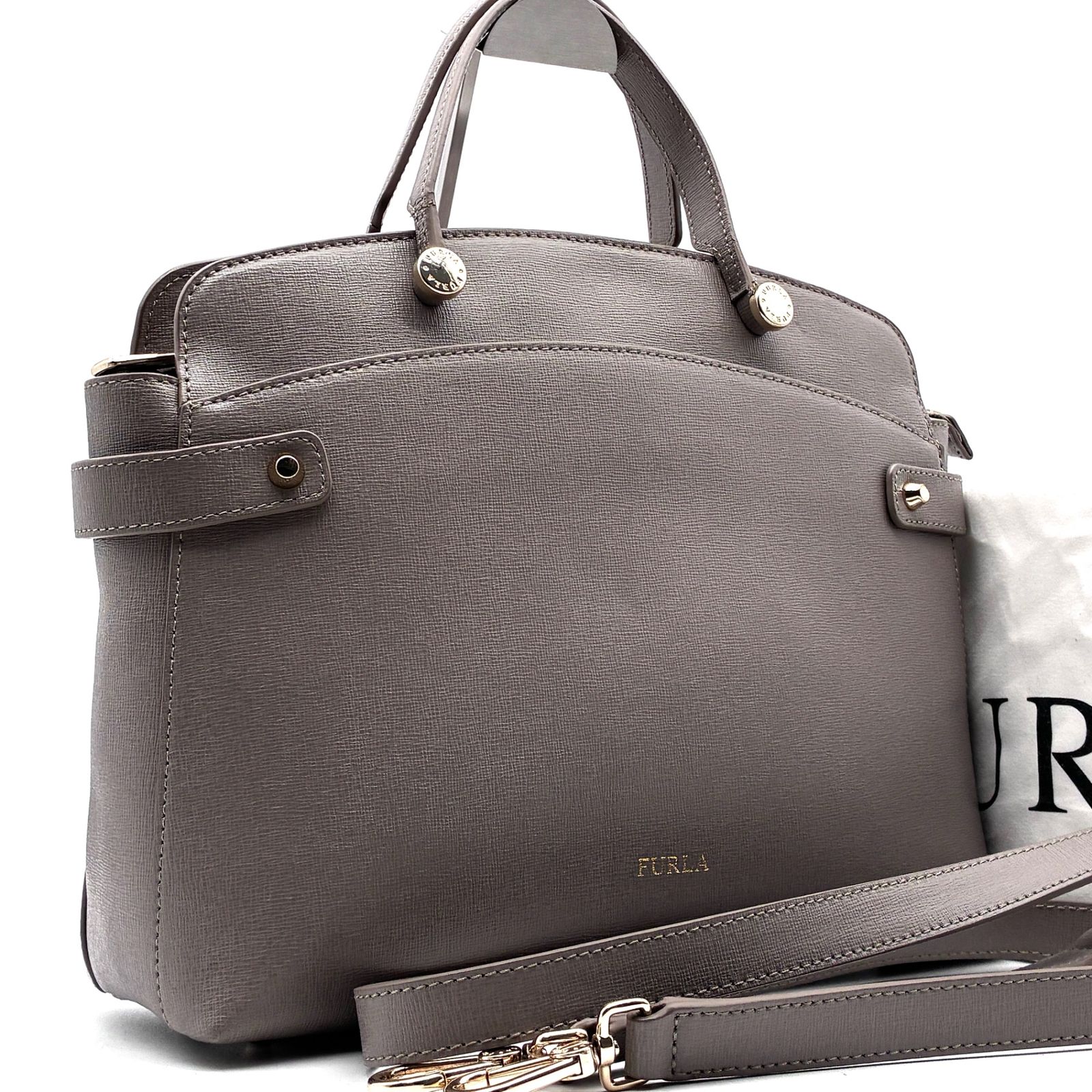 未使用に近い フルラ FURLA アガタ M 2way ショルダーバッグ ハンドバッグ グレージュ レザー 本革 シボ革 斜め掛け クロスボディ 父の日 夏休み ボーナス ご褒美 旅行 帰省 サマーギフト プレゼント 保存袋