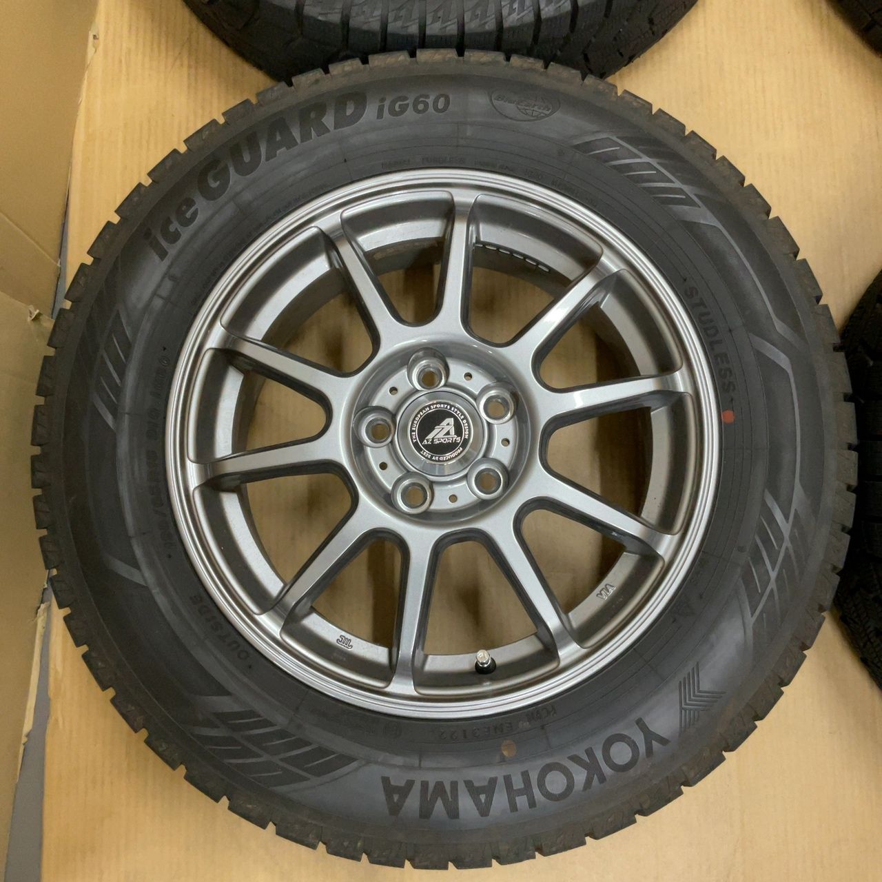 ヨコハマ スタッドレス　ホイール　195/65R15 Az sports YOKOHAMA iceGUARD iG60 195/65R15 AZ SPORTS 15インチ ホイール 4本