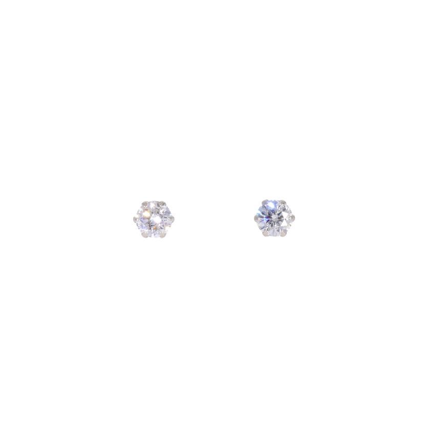 Pt900ダイヤピアス0．303/0．309ct Aランク 06