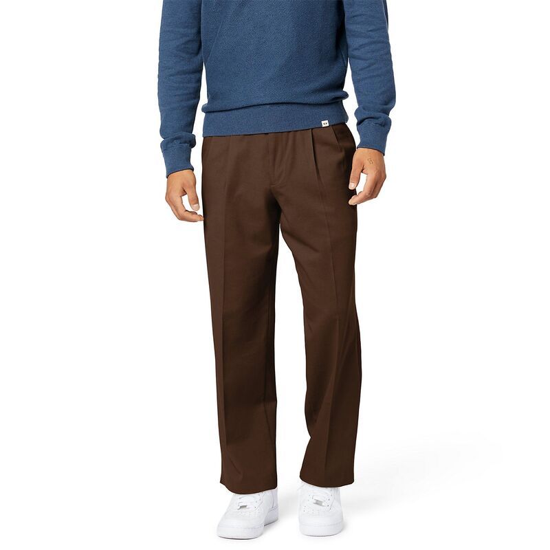 ドッカーズ メンズ ボトムス カジュアルパンツ プリーツ Mens Dockerstretch Easy Khaki ClassicFit Pleated Pants Brown ブラウン