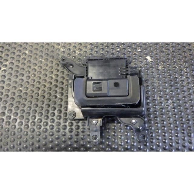 パッソ DBA-M710A レーダー・カメラ(運転支援用)