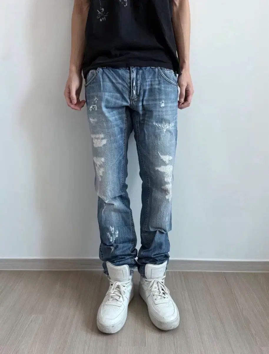 Dolce&Gabbana ダメージジーンズ