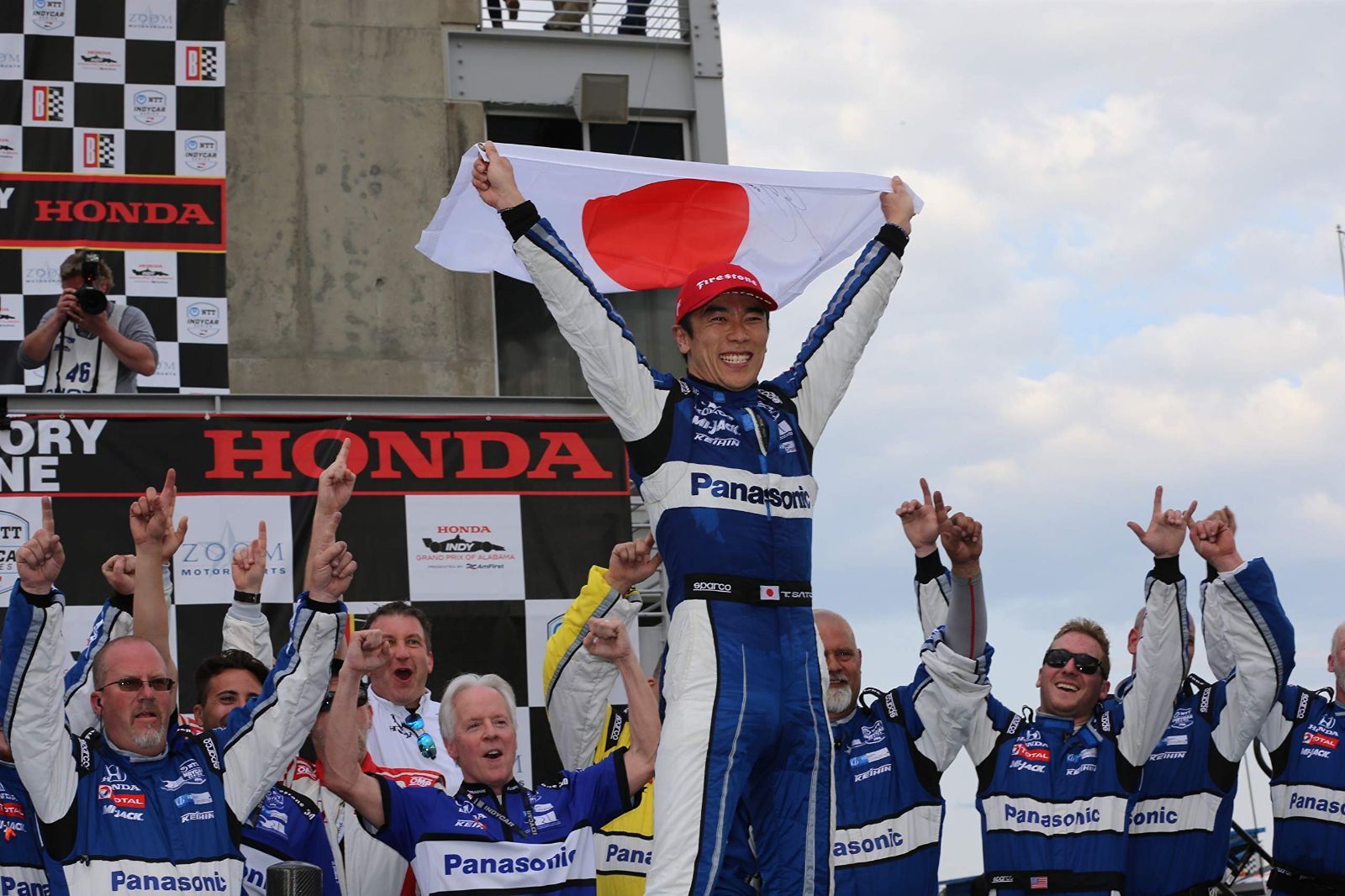 佐藤琢磨INDY参戦10周年 No Attack No Chance 2019(仮)【初回生産限定】 [DVD]
