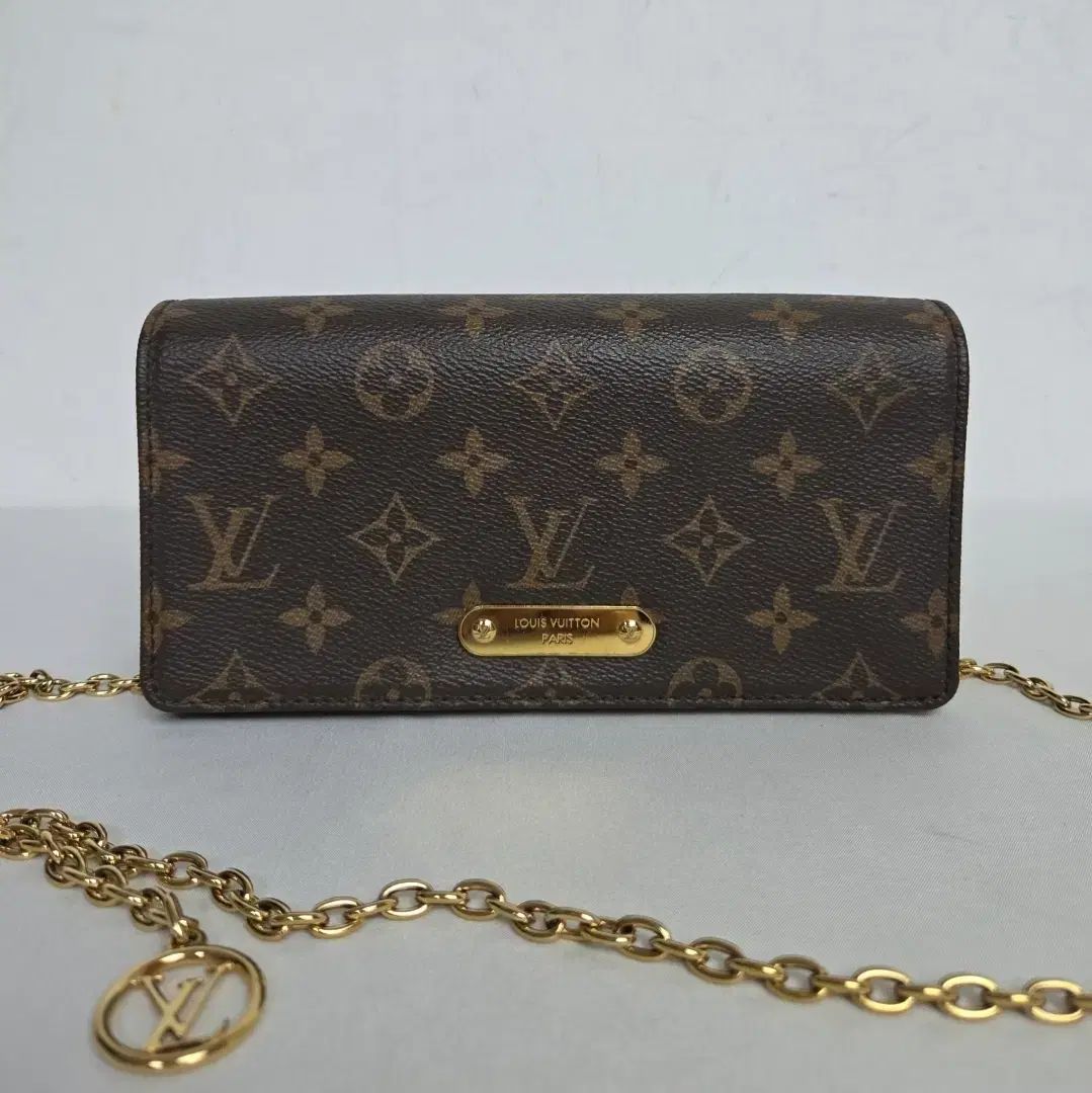 Louis Vuitton ルイヴィトン ウール付き モノグラム リリー クロスバック
