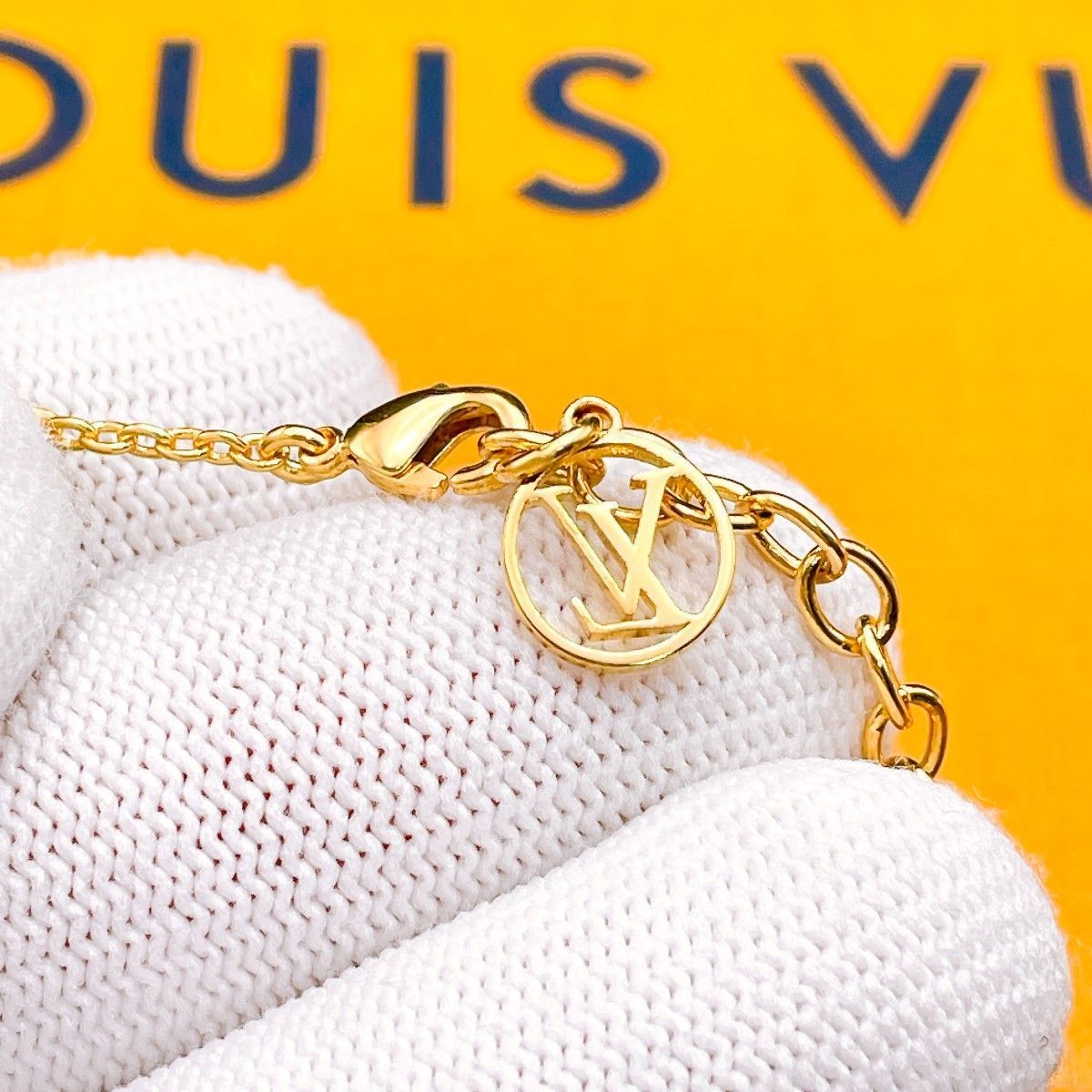 ◇ルイヴィトン◇新品仕上済 LOUIS VUITTON M61083 エセンシャルV