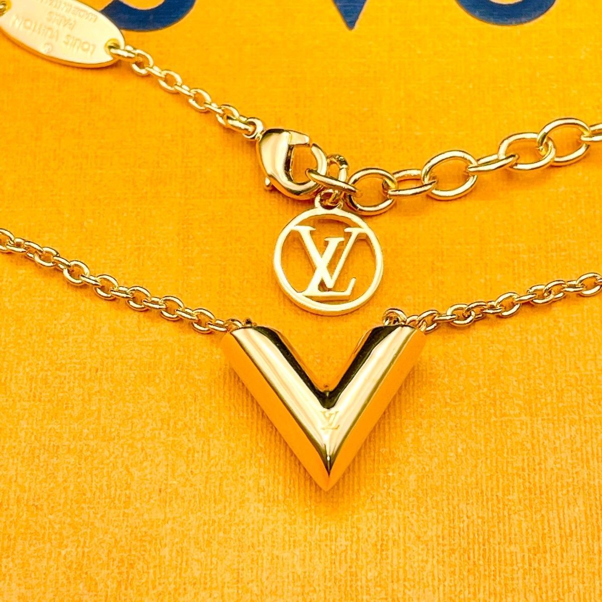 ◇ルイヴィトン◇新品仕上済 LOUIS VUITTON M61083 エセンシャルV ゴールド ネックレス ペンダント ブランド LE0169 27,625円