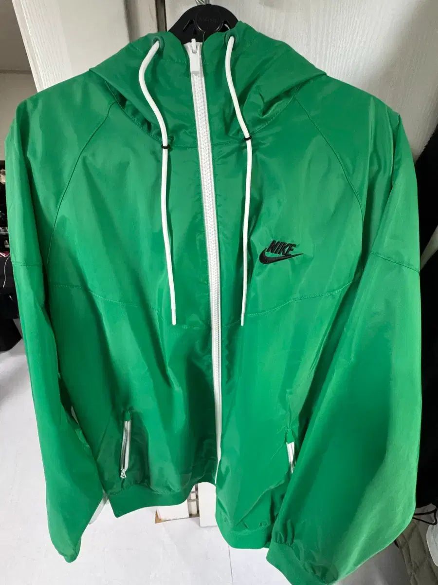 XL) NIKE ウィンドブレーカー