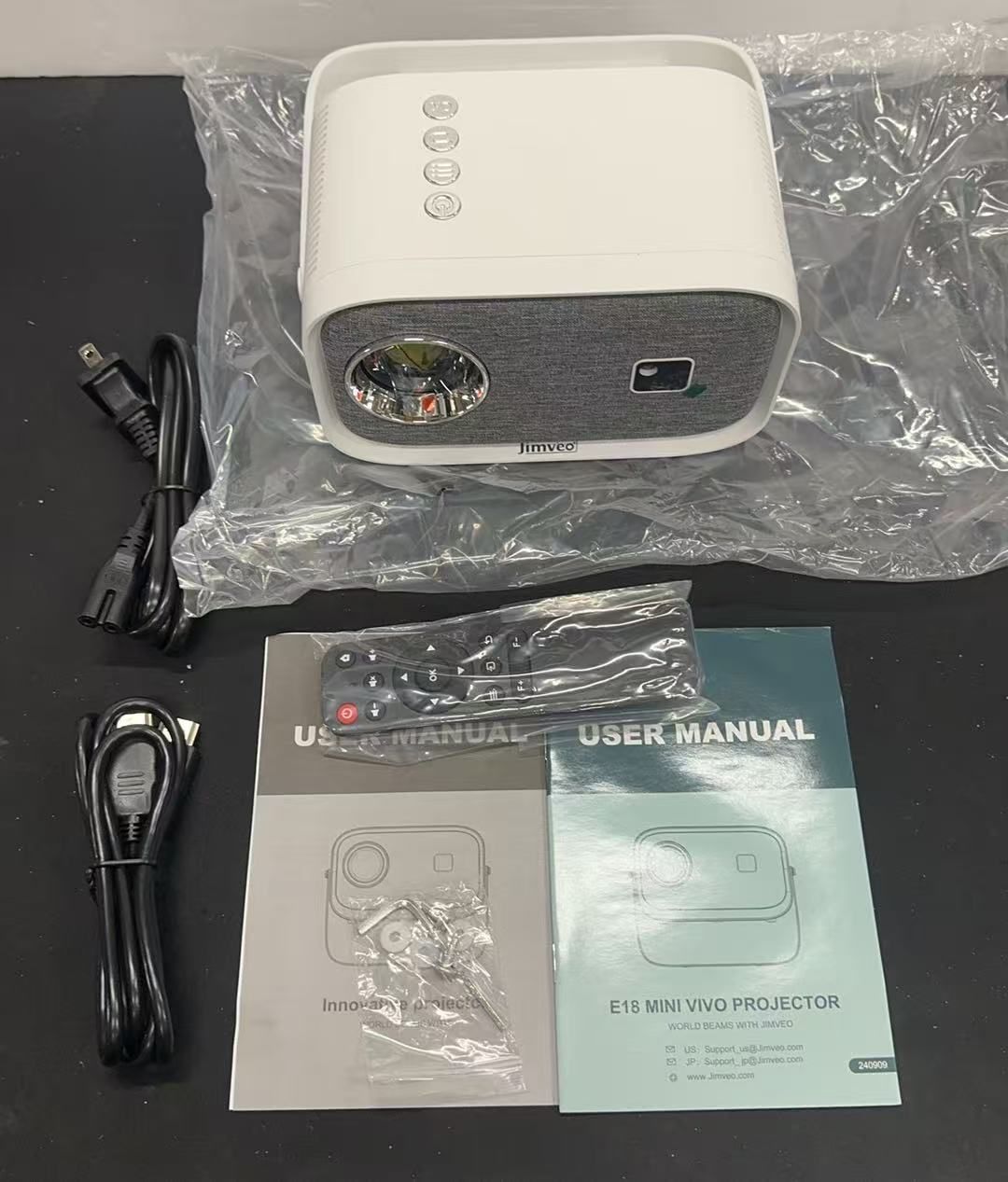 美品天井投影 Jimveo E18 小型プロジェクター/リモコン無しジャンク品