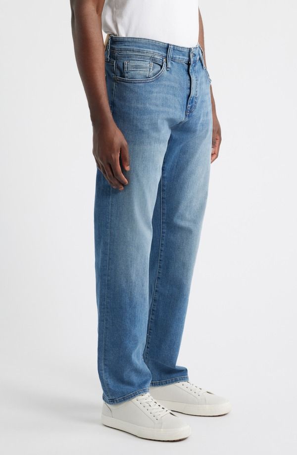 マーヴィ ジーンズ メンズ ボトムス デニムパンツ ストレート Mavi Jeans Matt Relaxed Straight Leg Jeans Light Blue Williamsburg ブ