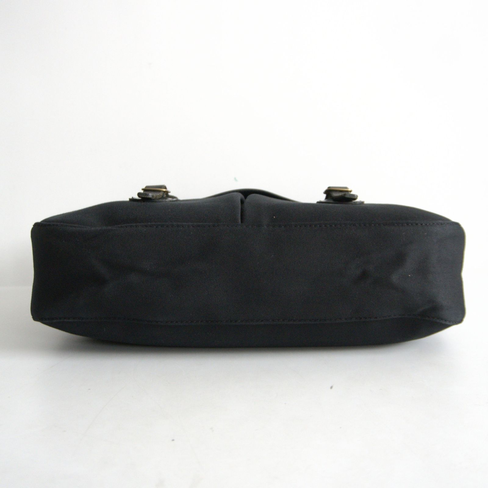 【美品】BRADY【DART FISHING BAG】ブラック ショルダーバッグ ブレディ 26060369 美品】BRADY【DART FISHING BAG】ブラック ショルダーバッグ ブレディ