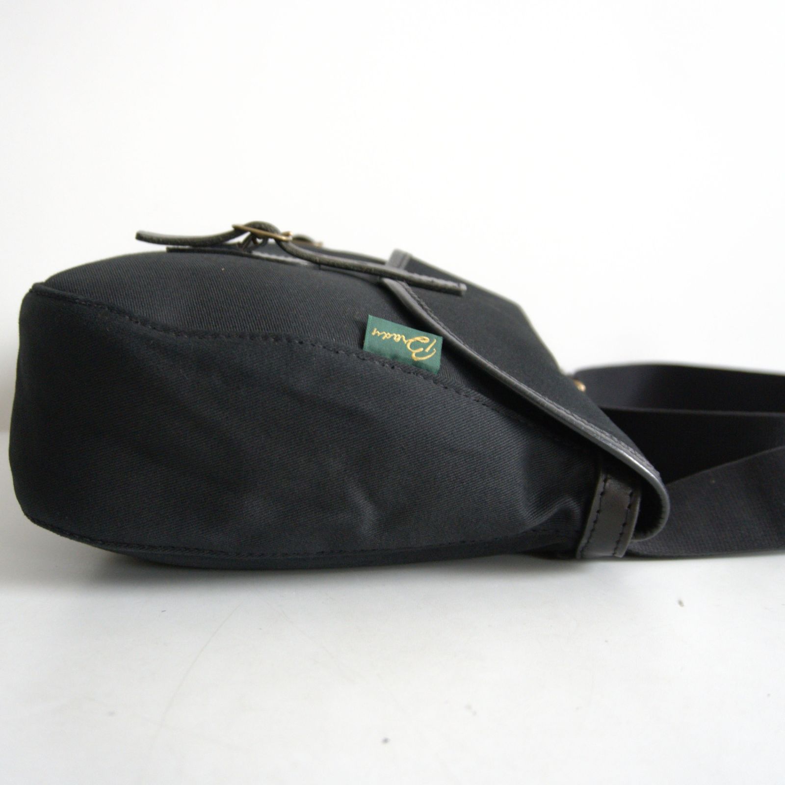【美品】BRADY【DART FISHING BAG】ブラック ショルダーバッグ ブレディ 26060369 美品】BRADY【DART FISHING BAG】ブラック ショルダーバッグ ブレディ