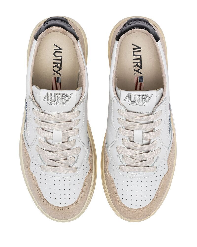 オートリ メンズ シューズ スニーカー Autry Mens Medalist Low Top Sneakers Ecru エクリュ