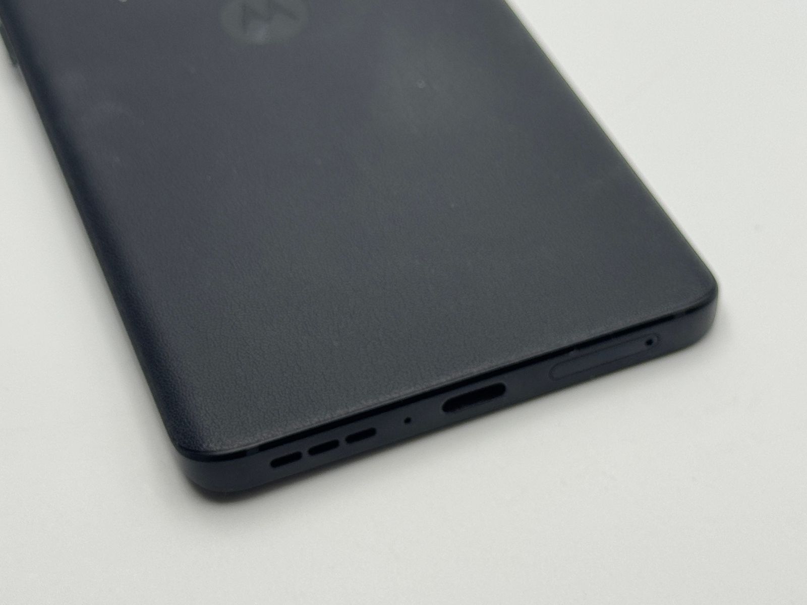 motorola edge 40 256GB イクリプスブラック 中古C - メルカリ