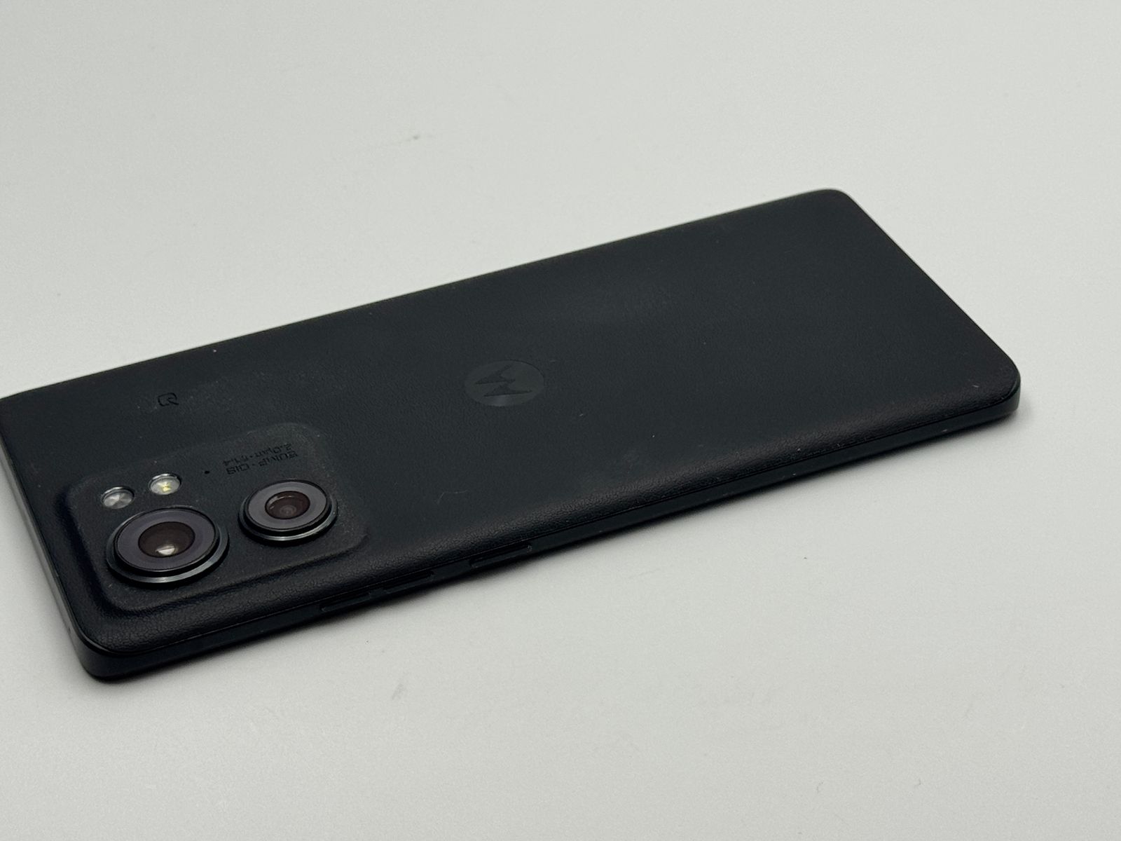 motorola edge 40 256GB イクリプスブラック 中古C - メルカリ