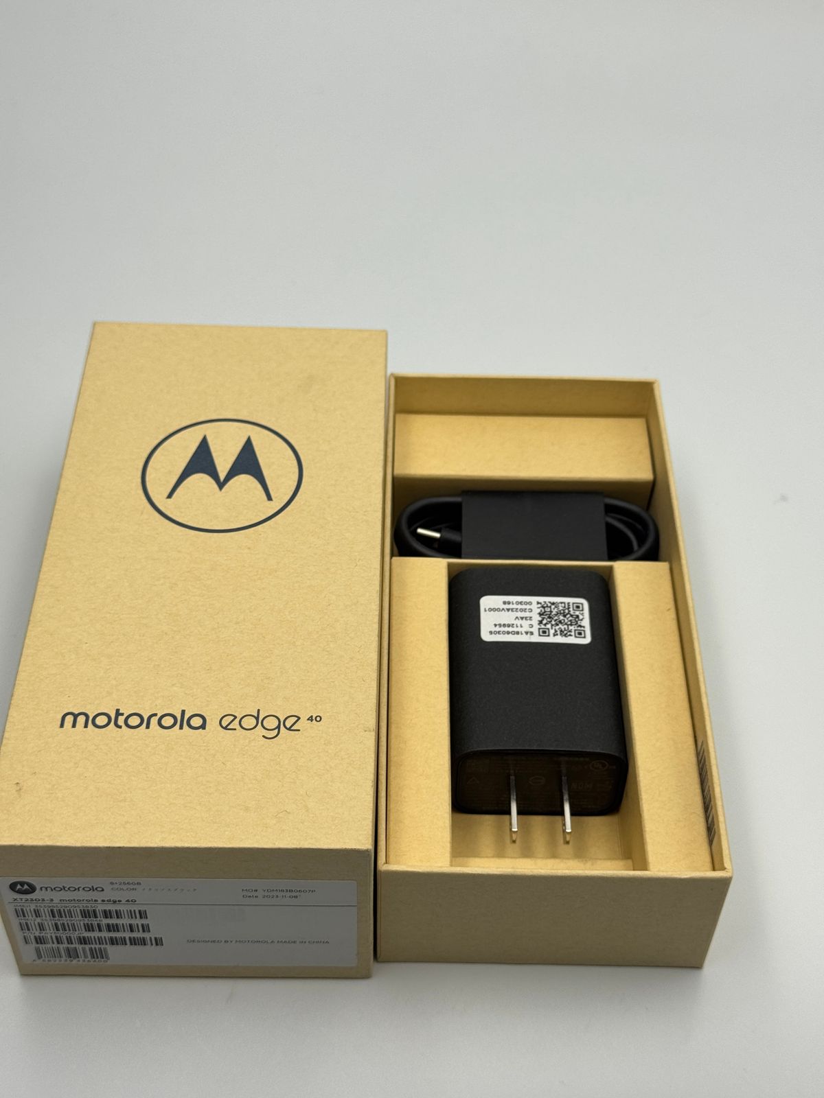motorola edge 40 256GB イクリプスブラック 中古C - メルカリ