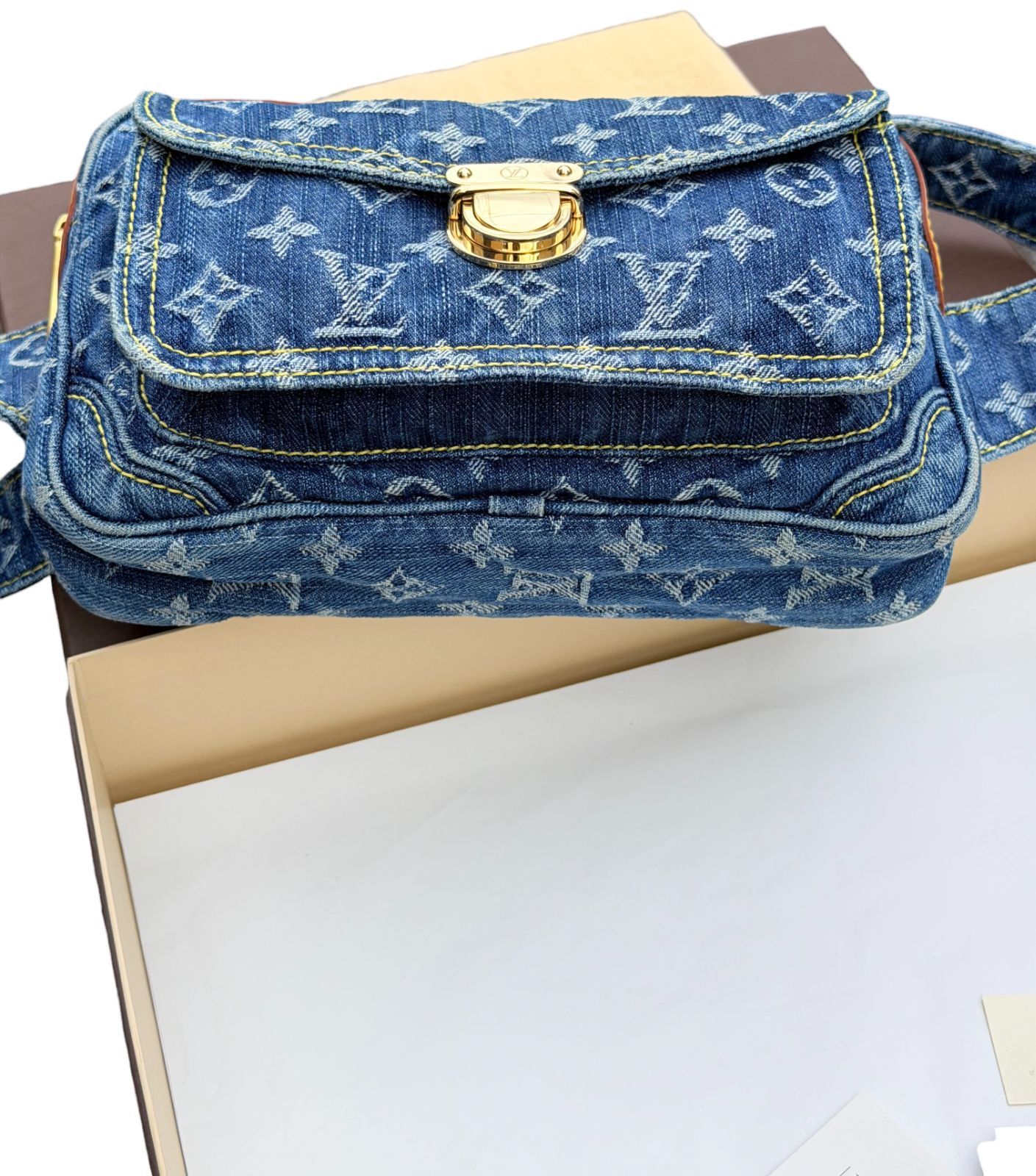 保管品◆本物LOUIS VUITTON ルイヴィトンVintageヴィンテージモノグラムデニムDenimバムバッグウエストバッグボディバッグ M95347ブルー青ユニセックス 保管品◆本物LOUIS VUITTON ルイヴィトンVintageヴィンテージモノグラムデニムDenimバムバッグウエストバッグボディバッグ M95347ブルー青ユニセックス