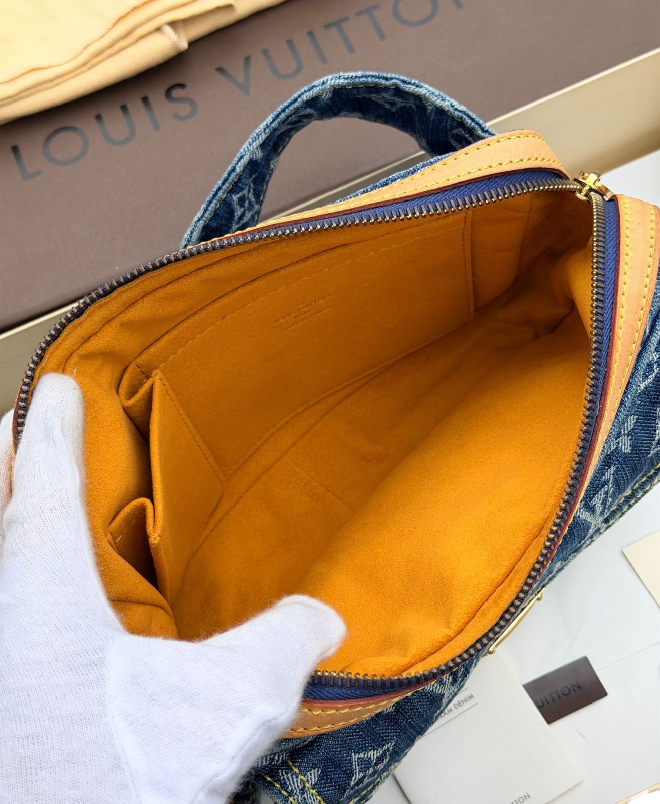 保管品◆本物LOUIS VUITTON ルイヴィトンVintageヴィンテージモノグラムデニムDenimバムバッグウエストバッグボディバッグ M95347ブルー青ユニセックス 保管品◆本物LOUIS VUITTON ルイヴィトンVintageヴィンテージモノグラムデニムDenimバムバッグウエストバッグボディバッグ M95347ブルー青ユニセックス