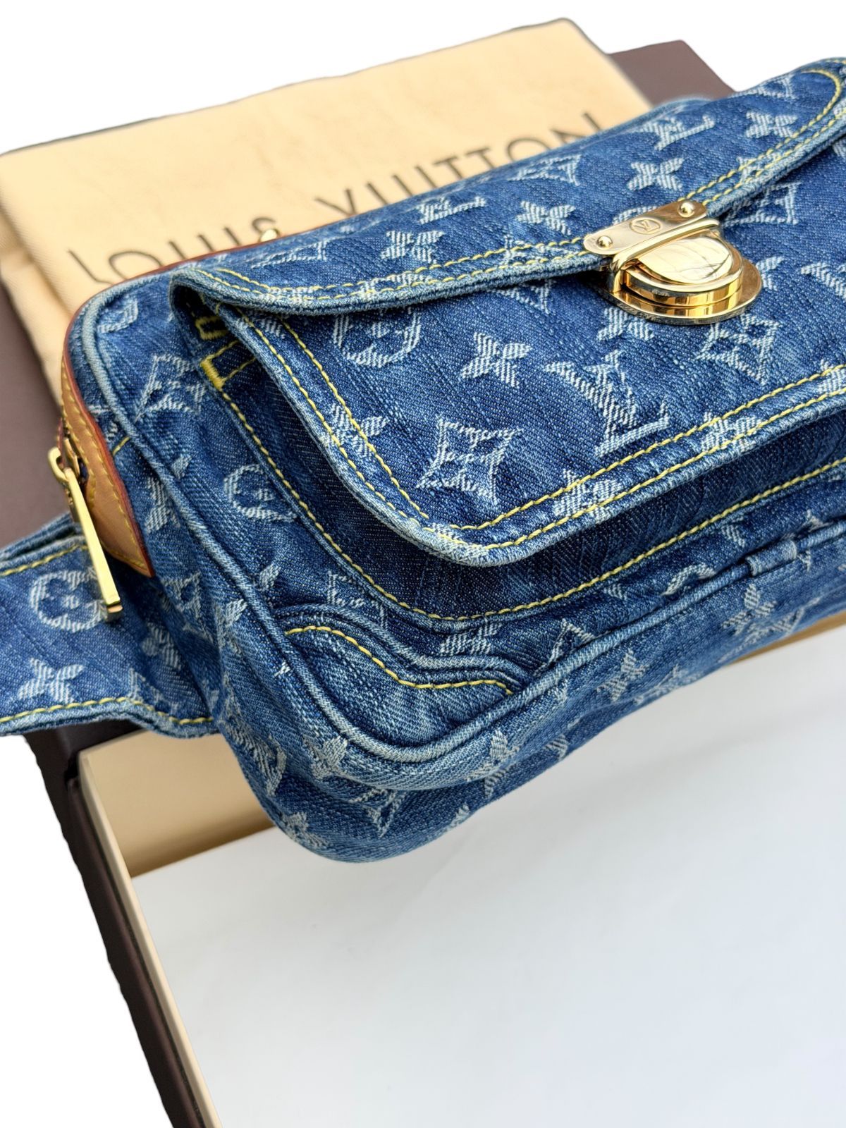保管品◆本物LOUIS VUITTON ルイヴィトンVintageヴィンテージモノグラムデニムDenimバムバッグウエストバッグボディバッグ M95347ブルー青ユニセックス 保管品◆本物LOUIS VUITTON ルイヴィトンVintageヴィンテージモノグラムデニムDenimバムバッグウエストバッグボディバッグ M95347ブルー青ユニセックス