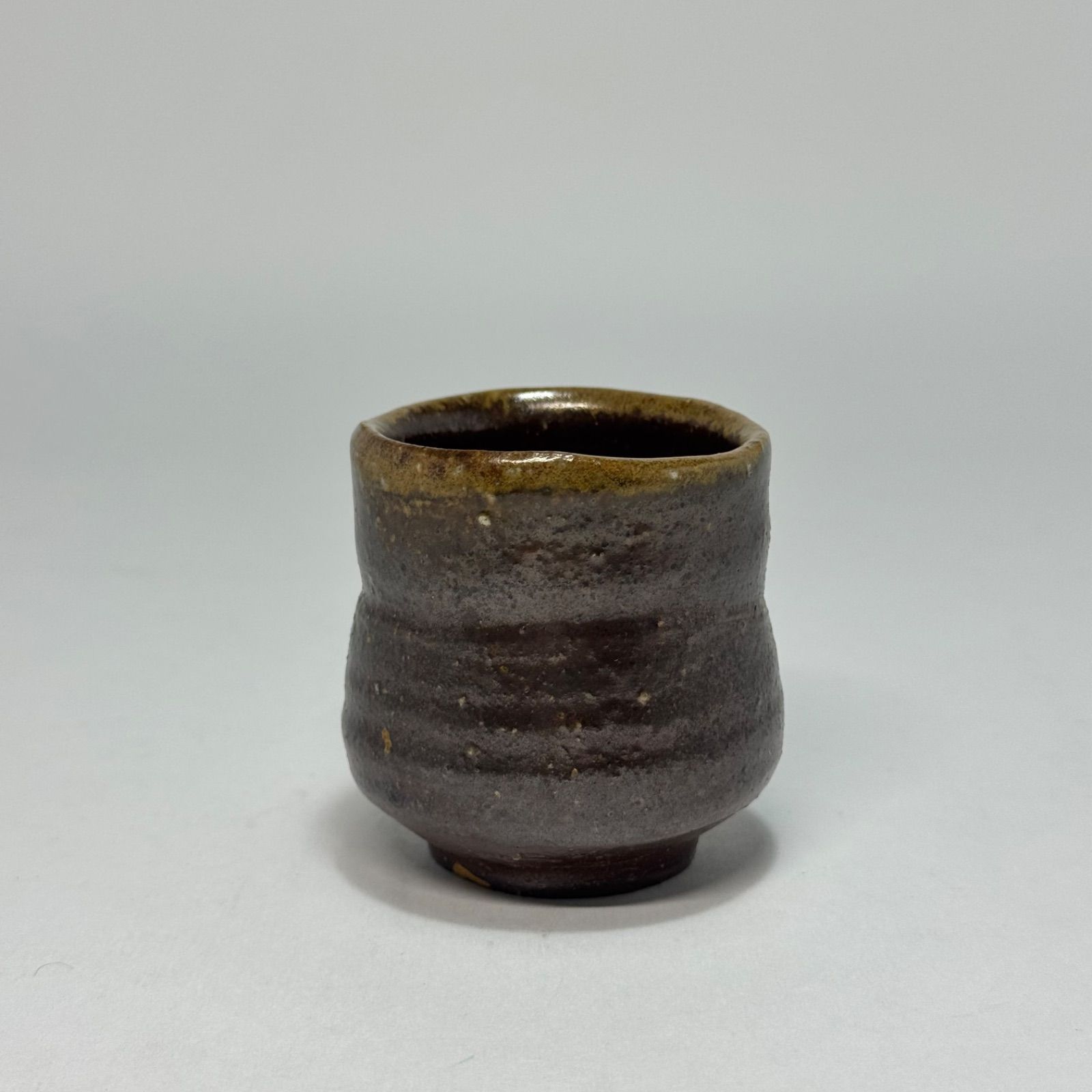 金重晃介 備前 酒呑 ぐい呑 共箱 - メルカリ
