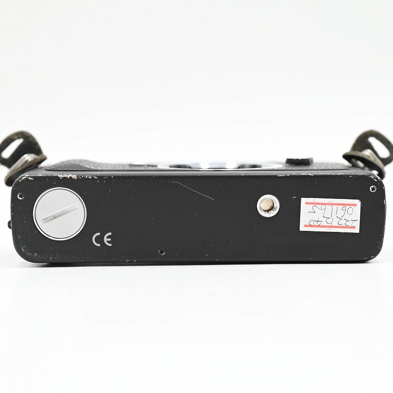 KONICA コニカ HEXAR RF 35mmレンジファインダーフィルムカメラボディ ブラック フィルムカメラ 【中古】