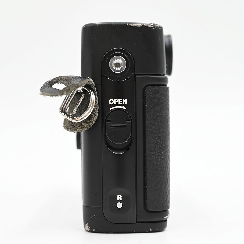 KONICA コニカ HEXAR RF 35mmレンジファインダーフィルムカメラボディ ブラック フィルムカメラ 【中古】