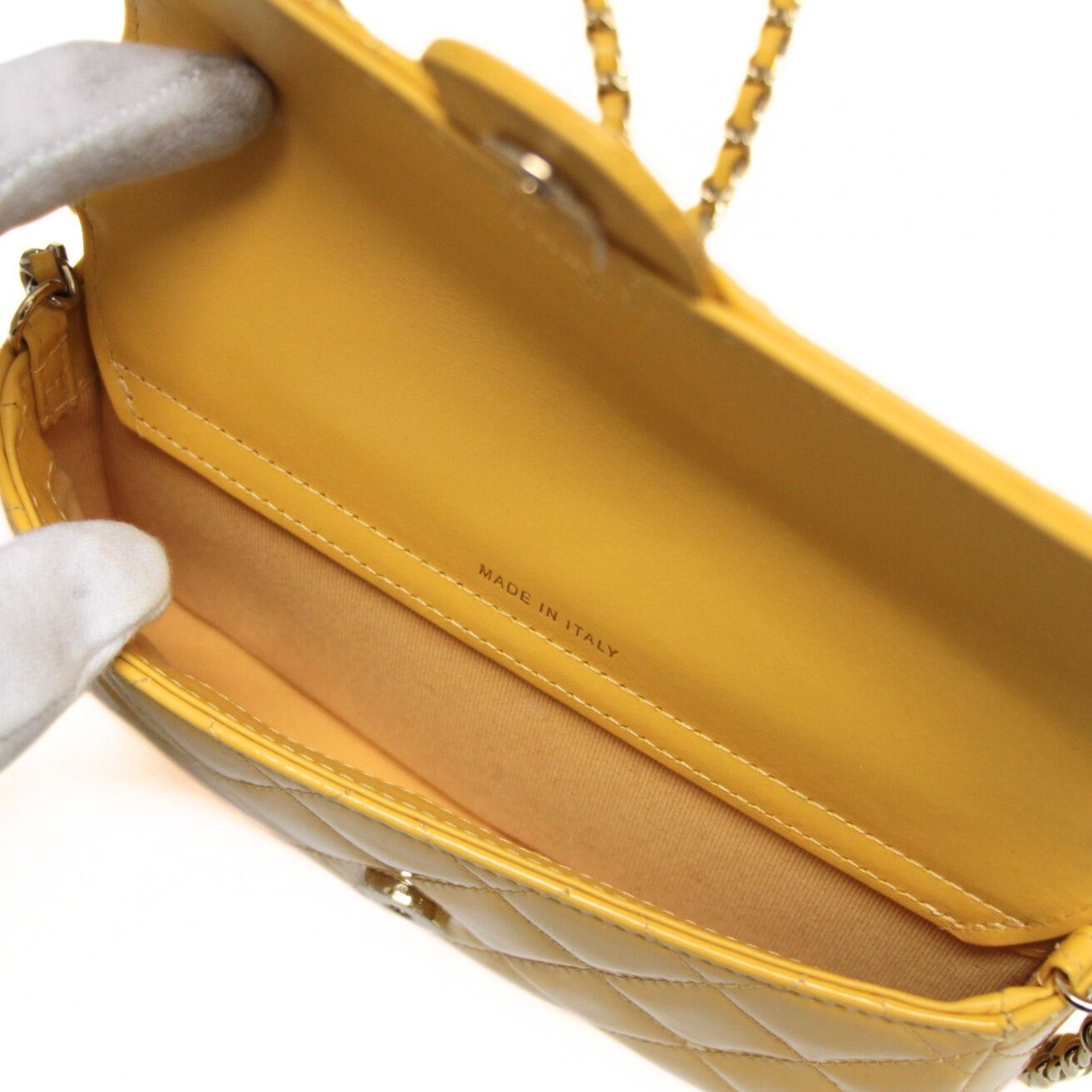 美品 シャネル CHANEL マトラッセフラップ スマホケース チェーン 