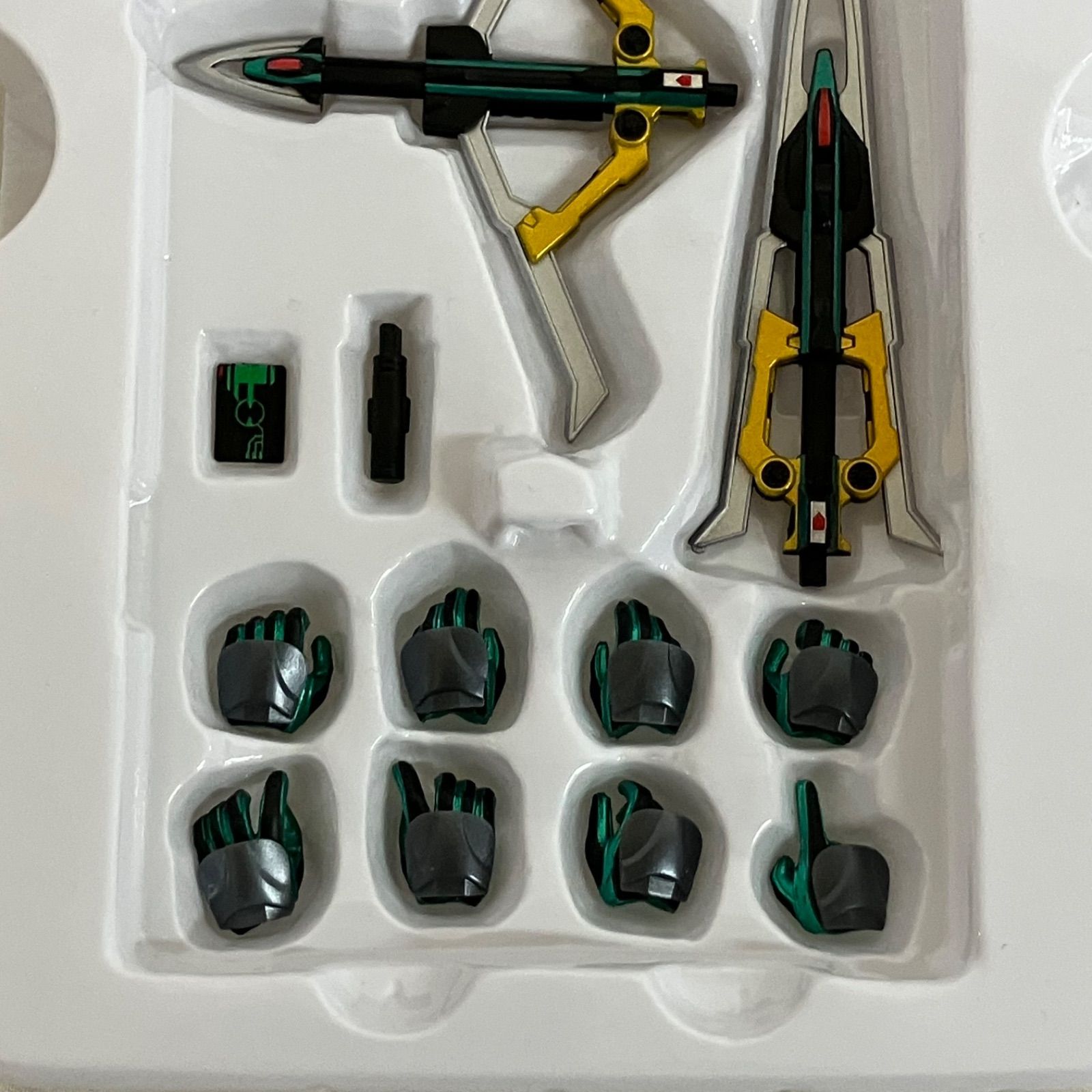 中古 仮面ライダー ゼロノス アルタイルフォーム 真骨彫製法 S.H.Figuarts フィギュア SF6638 c098