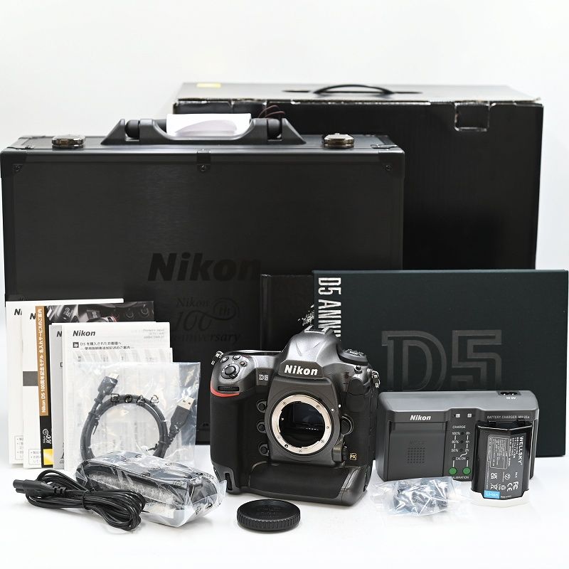 Nikon ニコン D5 100周年 D5-a デジタル一眼レフカメラ (2カウント) 未使用品 アクセサリー 【中古】