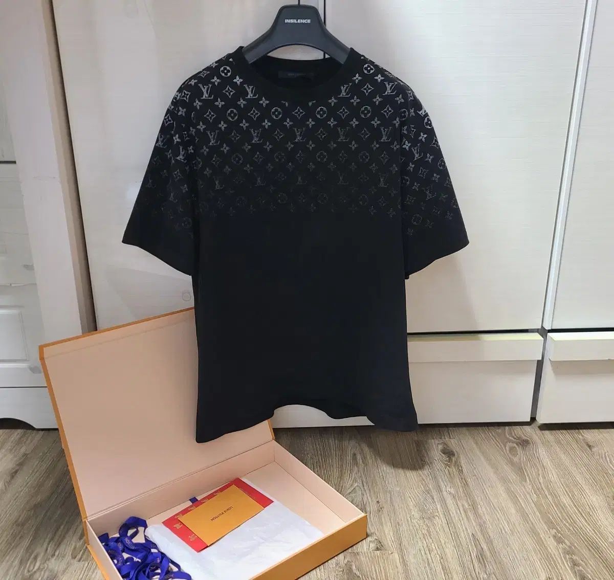 Louis Vuitton LV オーバーサイズ 半袖T グラデーション 半袖スウェットジャケットダウンLouis Vuitton PRADAディ