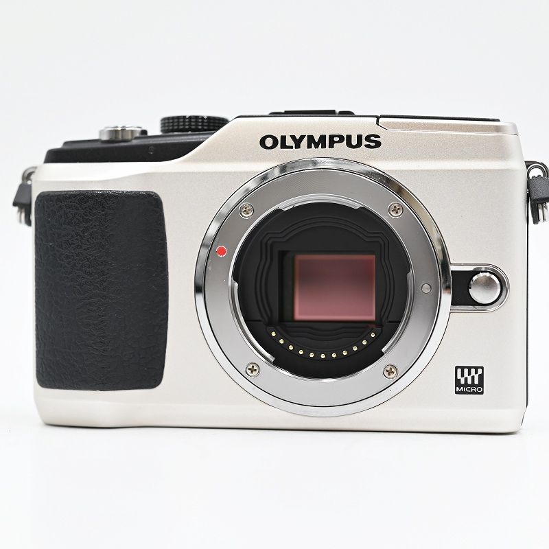 OLYMPUS オリンパス PEN E-PL2 M.ZUIKO DIGITAL 14-42mm F3.5-5.6 (ショット数2678枚) ミラーレス一眼レフカメラ 【中古】