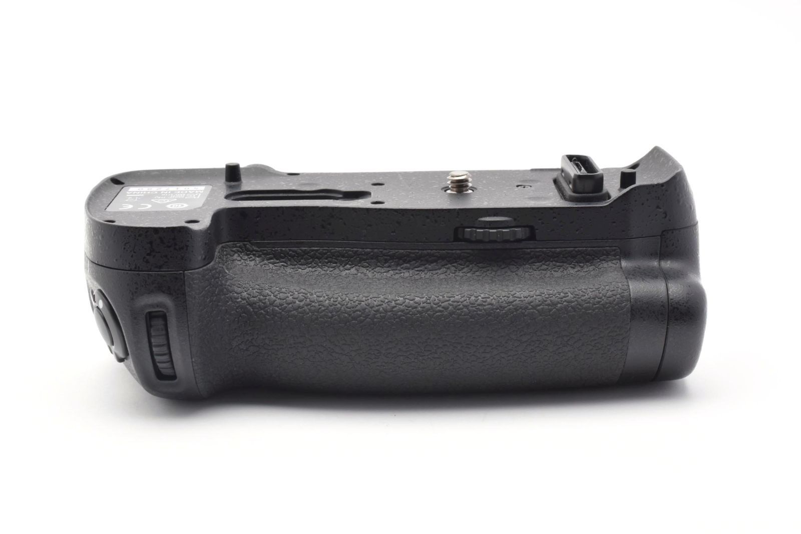 ★極上品★ニコン Nikon マルチパワーバッテリーパック MB-D18 ♯1887