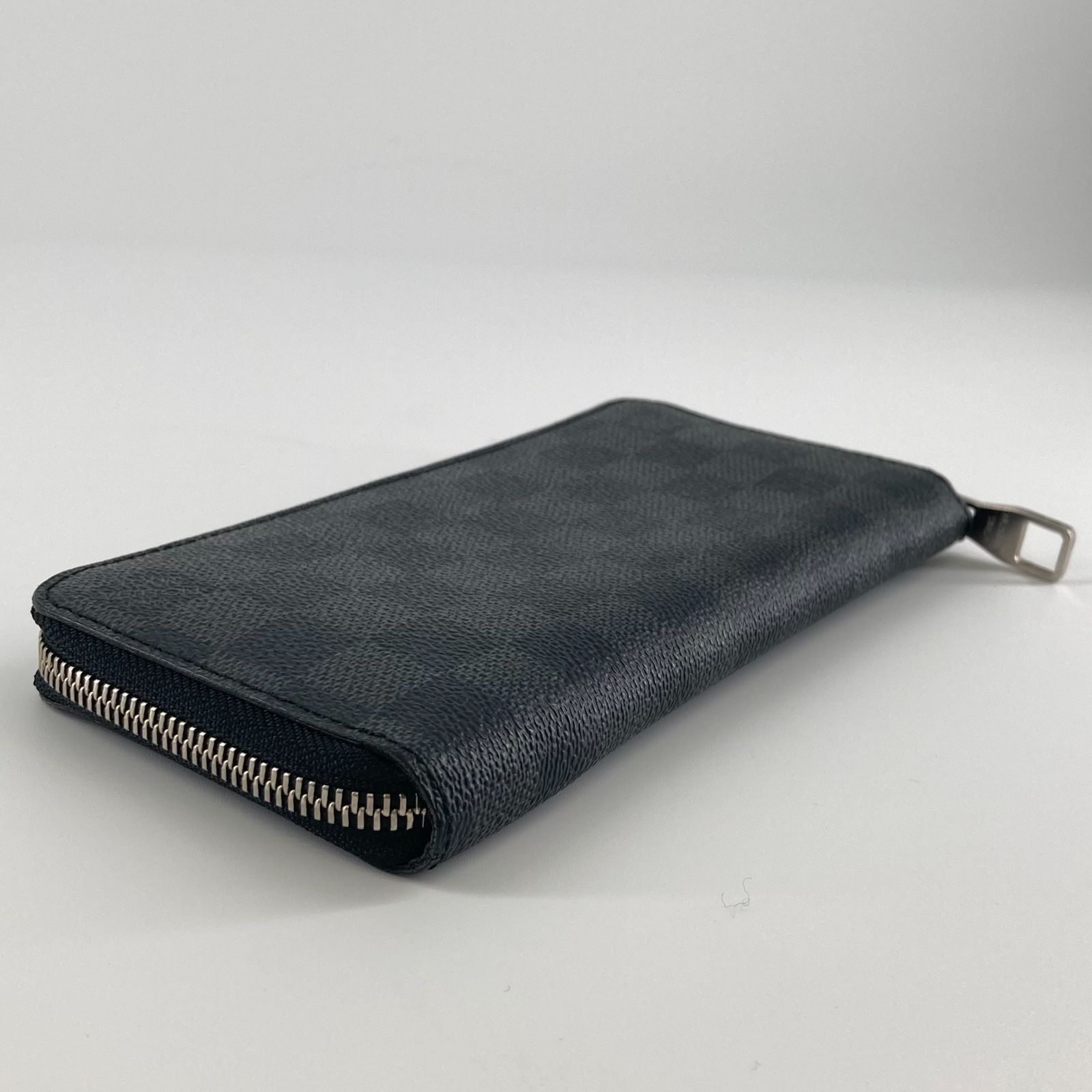 LOUIS VUITTON(ルイヴィトン)　ジッピー　ウォレット　ヴェルティカル　長財布　N63095　ブラック