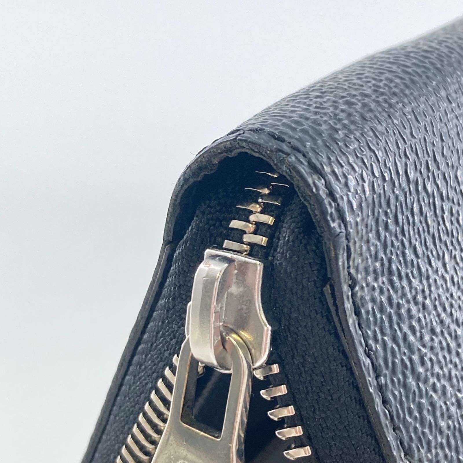 LOUIS VUITTON(ルイヴィトン)　ジッピー　ウォレット　ヴェルティカル　長財布　N63095　ブラック