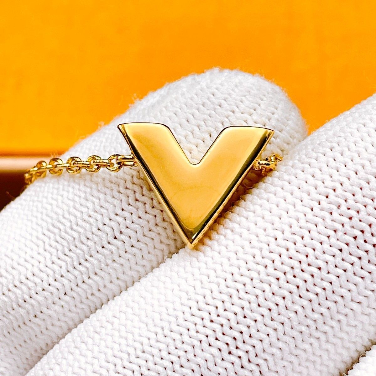 ◇ルイヴィトン◇仕上済 LOUIS VUITTON M61084 エセンシャルV