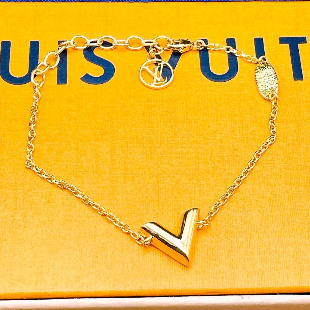 ◇ルイヴィトン◇仕上済 LOUIS VUITTON M61084 エセンシャルV