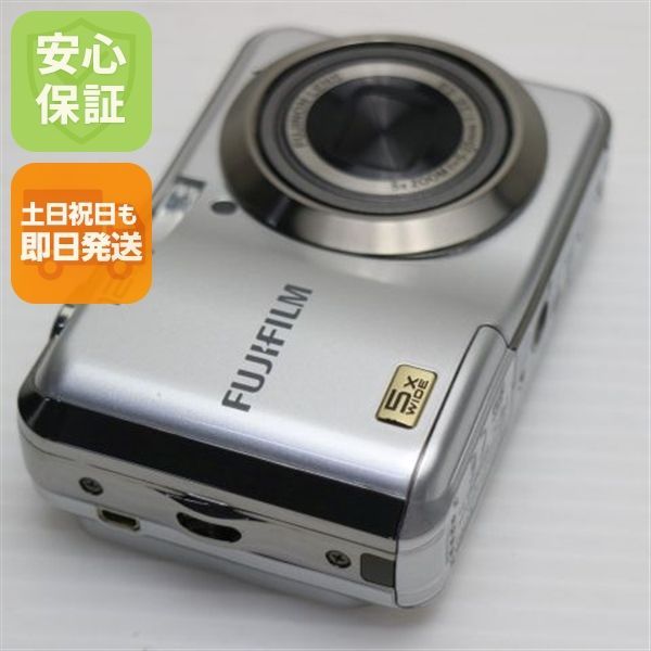 新品同様 FinePix AX200 シルバー 即日発送 FUJIFILM デジカメ デジタルカメラ 本体 土日祝発送OK 02000