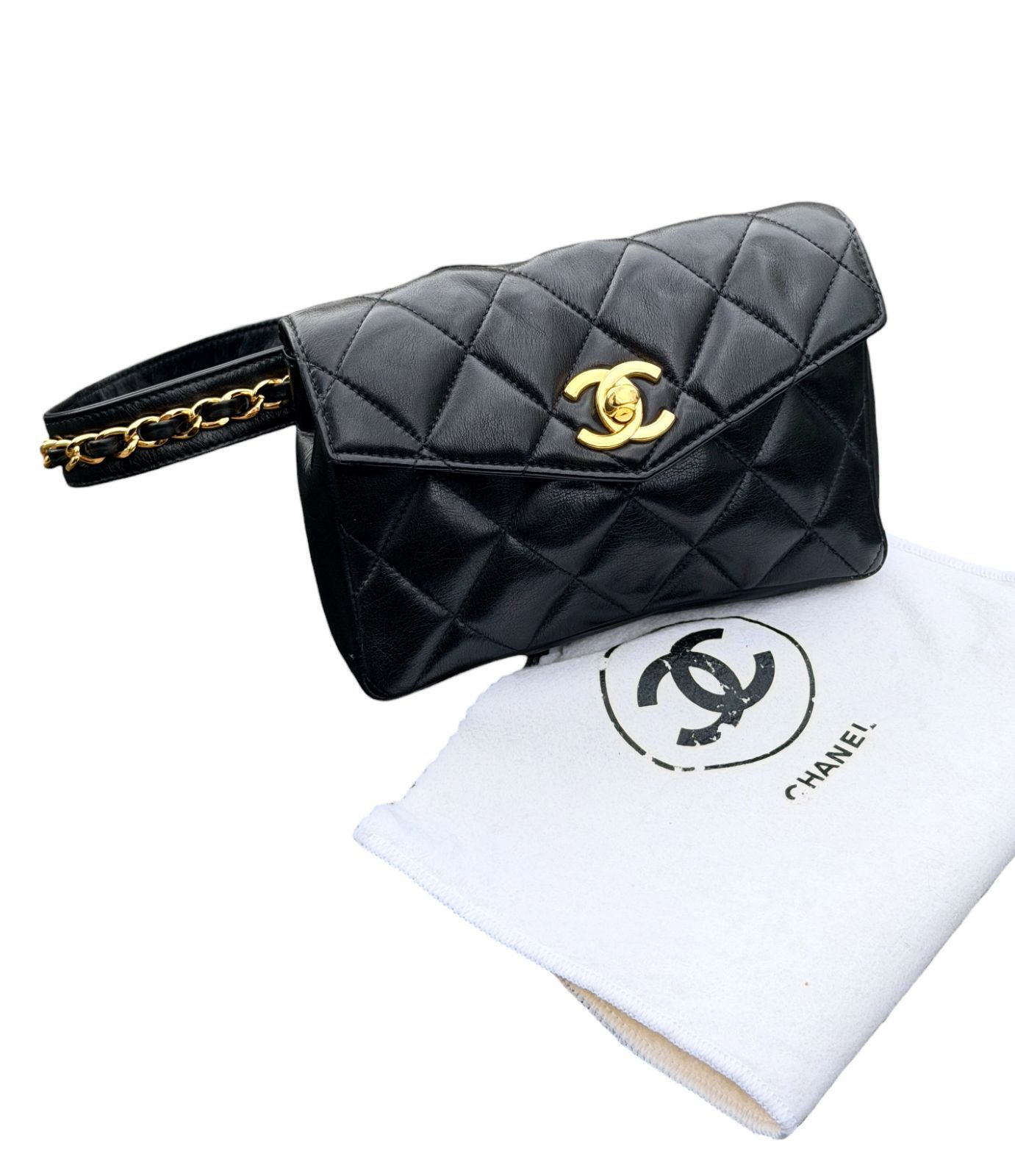超美品◆本物シャネルCHANELヴィンテージVintageマトラッセターンロックココマークCCゴールド金具ウエストバッグポーチボディバッグ黒金ラムスキン