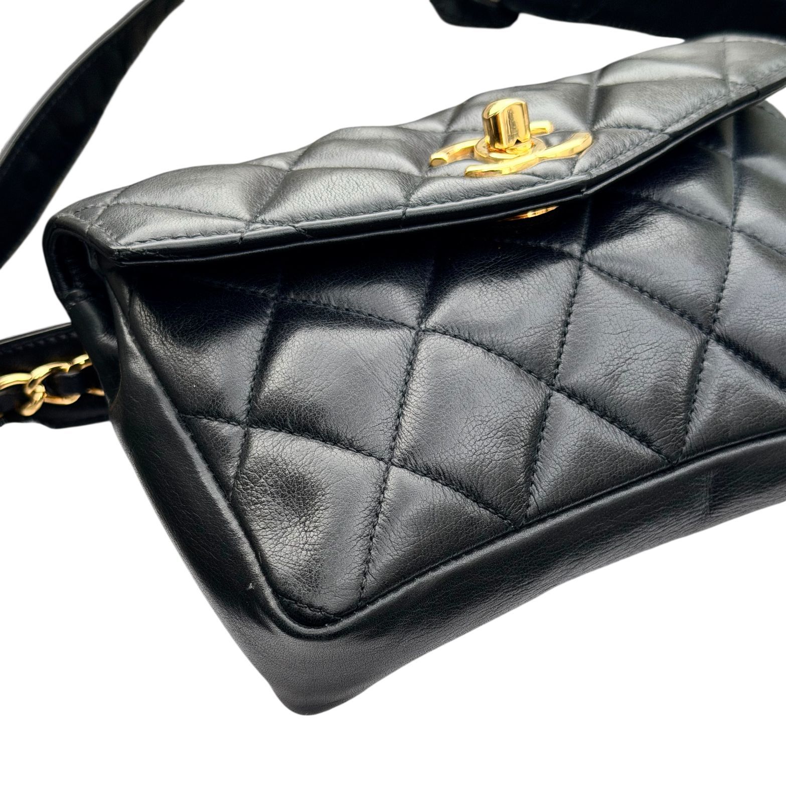 超美品◆本物シャネルCHANELヴィンテージVintageマトラッセターンロックココマークCCゴールド金具ウエストバッグポーチボディバッグ黒金ラムスキン