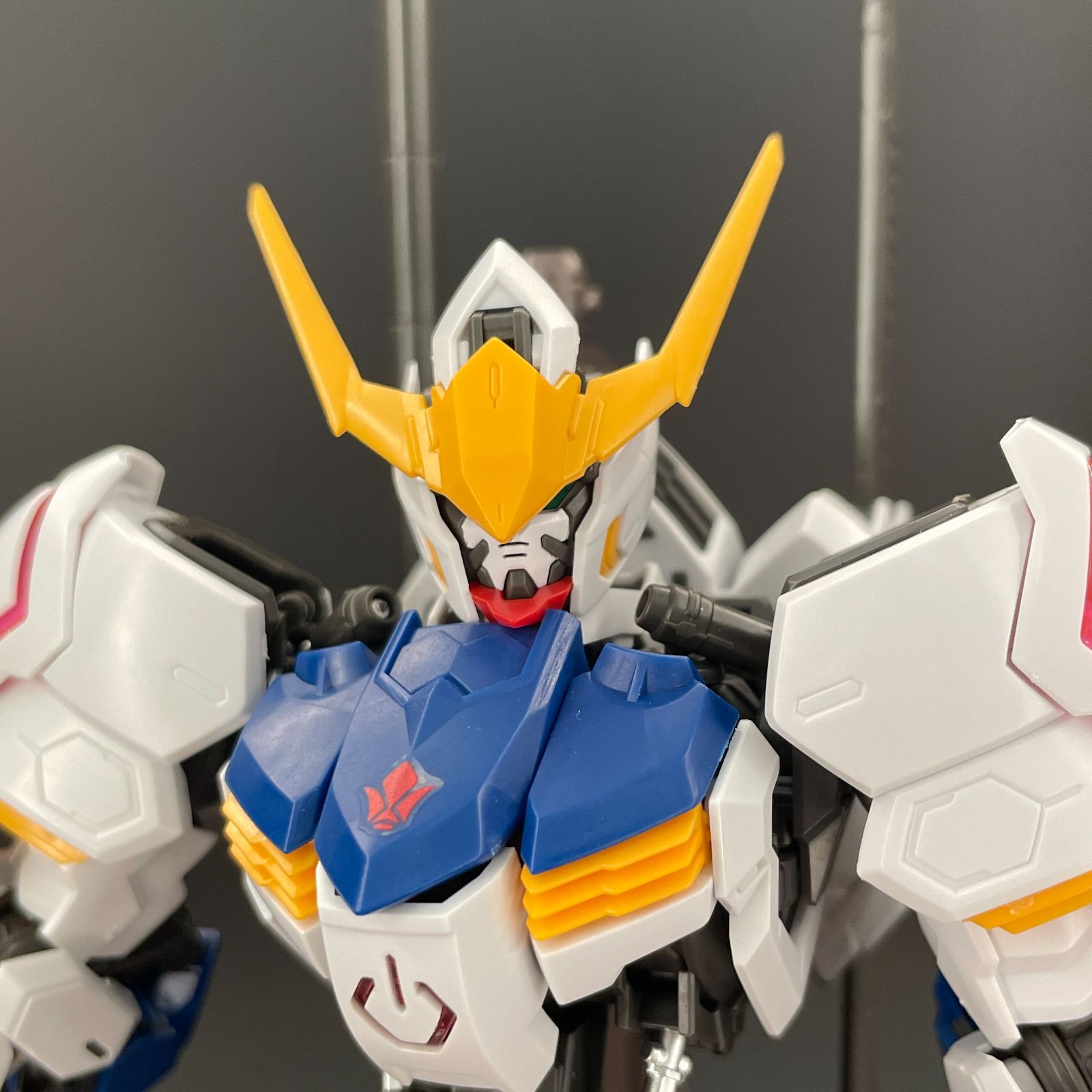 中古品] MG ガンダムバルバトス 【公式通販】