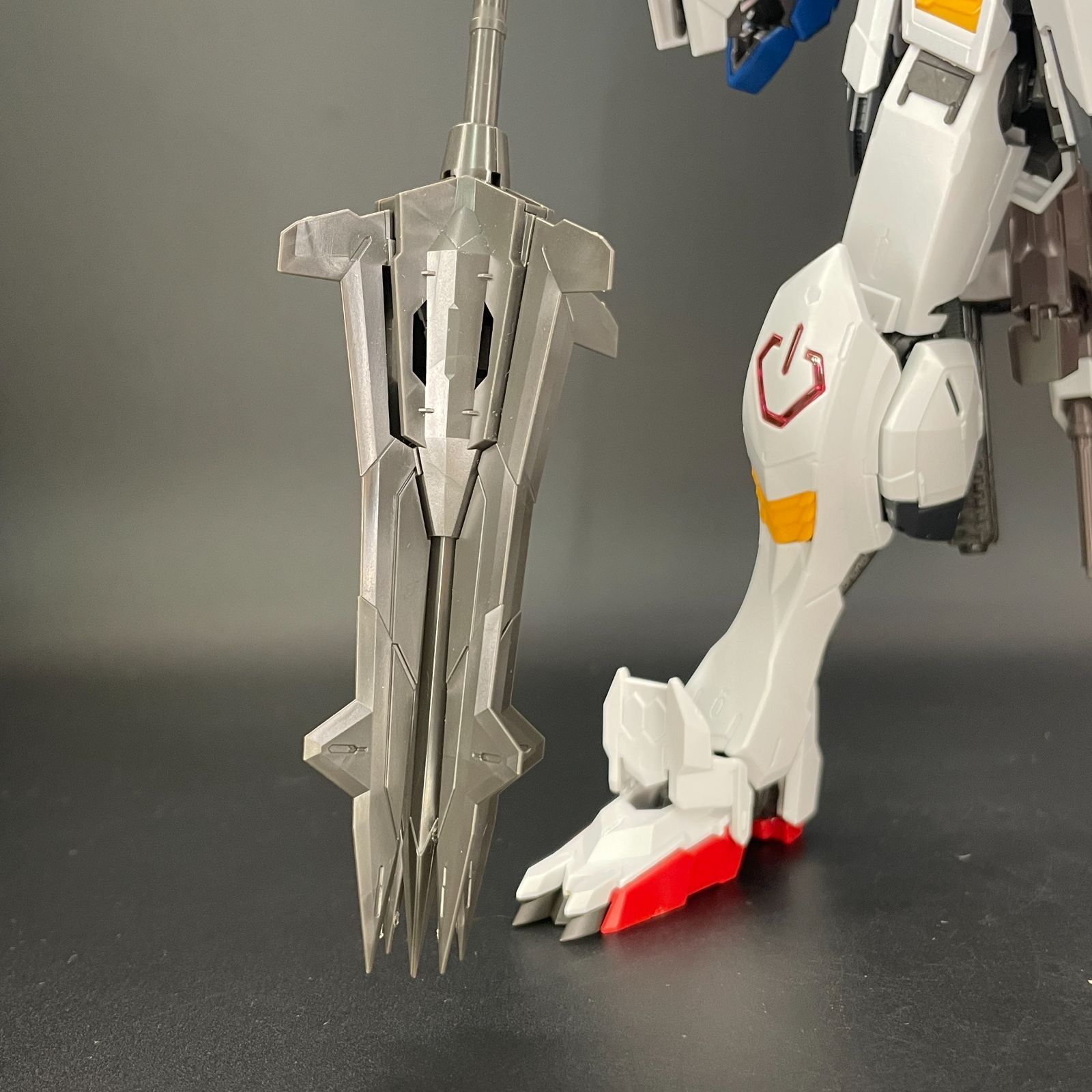 中古品] MG ガンダムバルバトス 【公式通販】