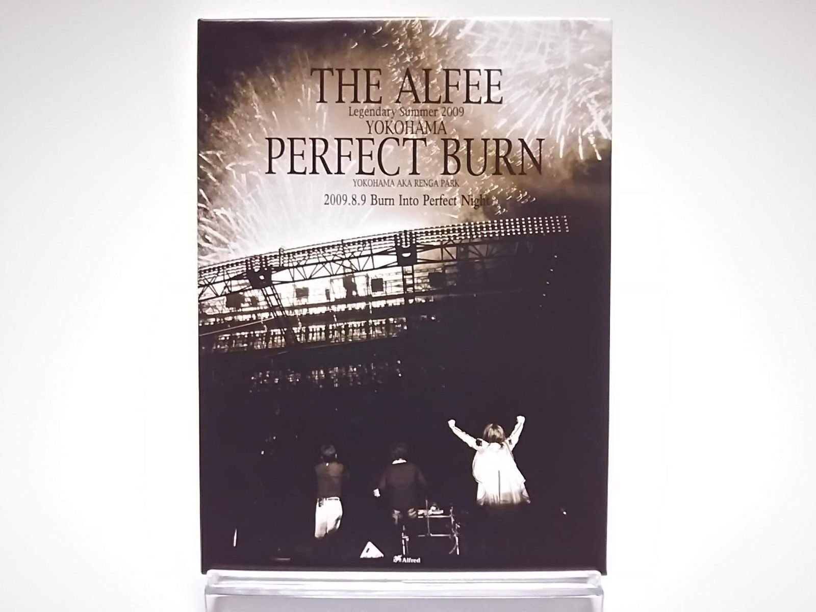 THE ALFEE / Legendary Summer 2009 YOKOHAMA PERFECT BURN YOKOHAMA AKA RENGA PARK 2009.8.9 Burn Into Perfect Night [2DVD]