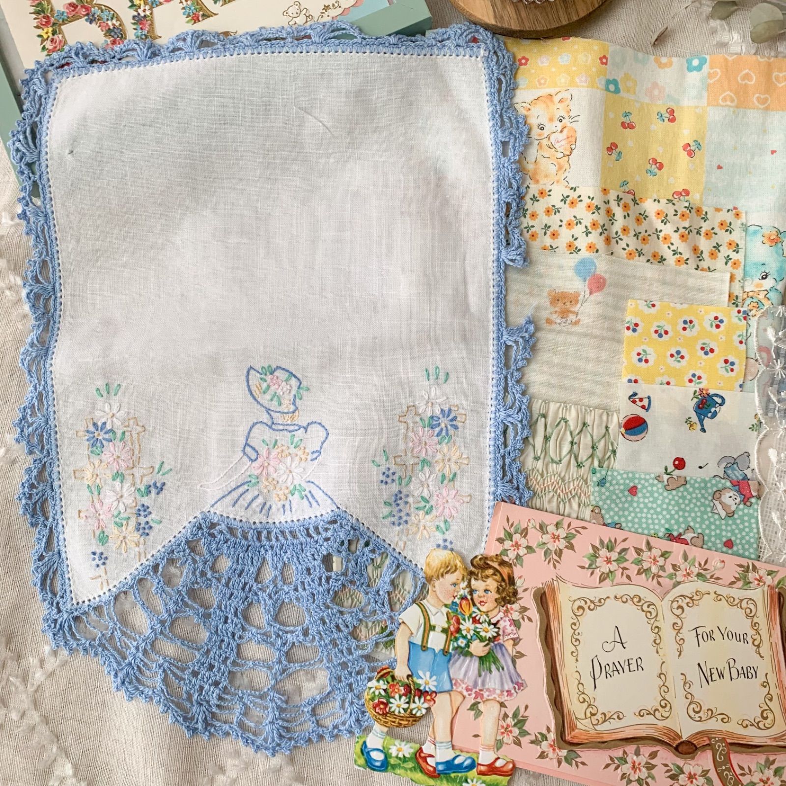 ヴィンテージ 手刺繍ドイリー レース 海外紙モノ・ファブリックセット