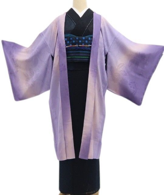 【新品・夏羽織】紋紗 縦暈し 夏着物 正絹 仕付け糸付 ロング丈 tomihisa“余韻を残して…貴女を包む艶めきのシルエット”8806 【新品・夏羽織】紋紗 縦暈し 夏着物 正絹 仕付け糸付 ロング丈 tomihisa“余韻を残して…貴女を包む艶めきのシルエット”8806