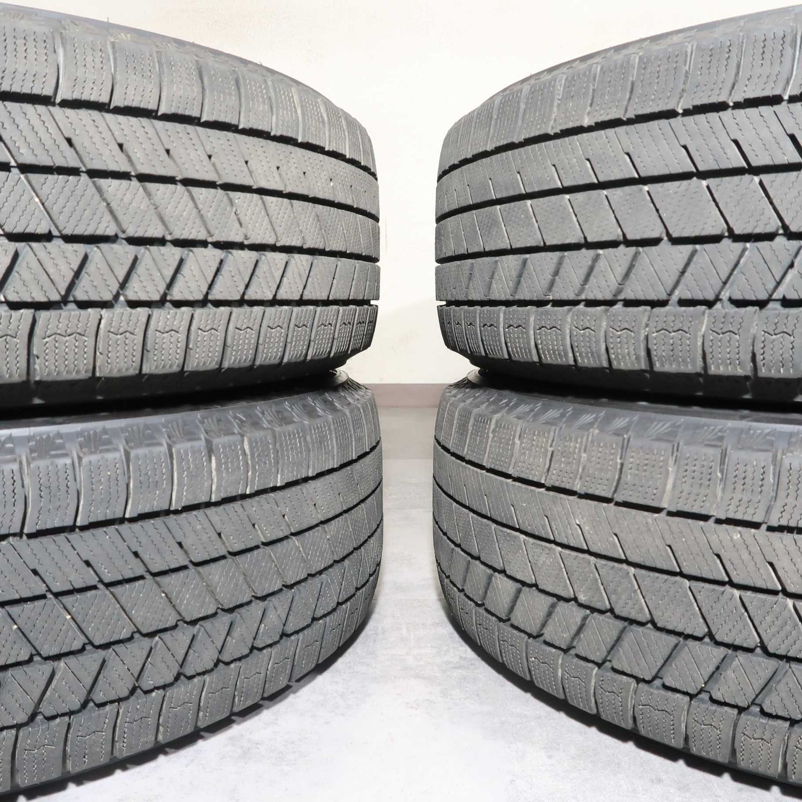 ③185/60R15 BS ＶＲＸ3 2024年製　フィット等 ホンダ フィット シャトル グレイス 等 4本 社外 15インチ 5.5J +50 4H