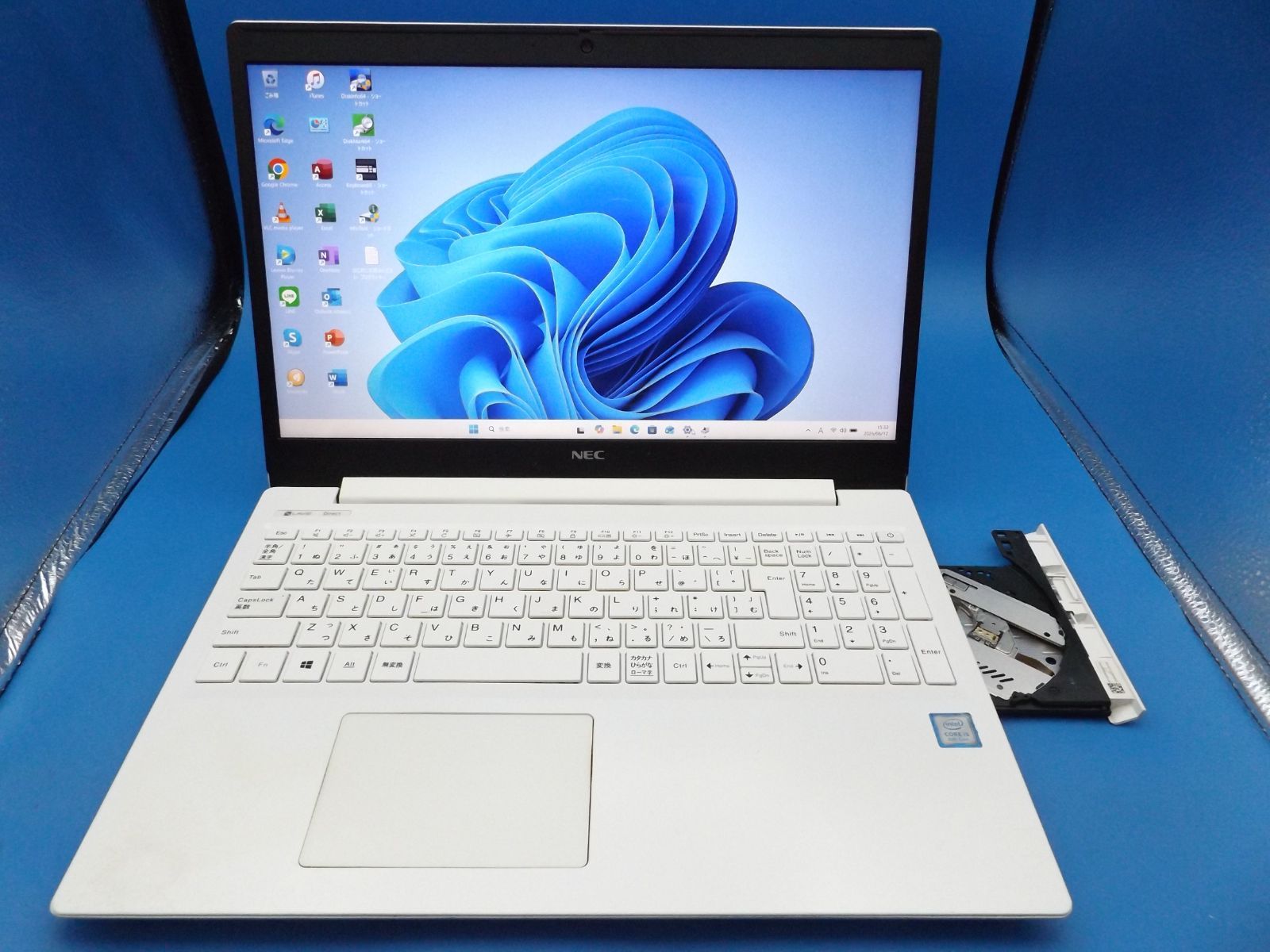 第8世代Core-i5-8265U SSD500GB メモリ8GB NEC LAVIE Direct win11 office2024 フルHD 管理 6
