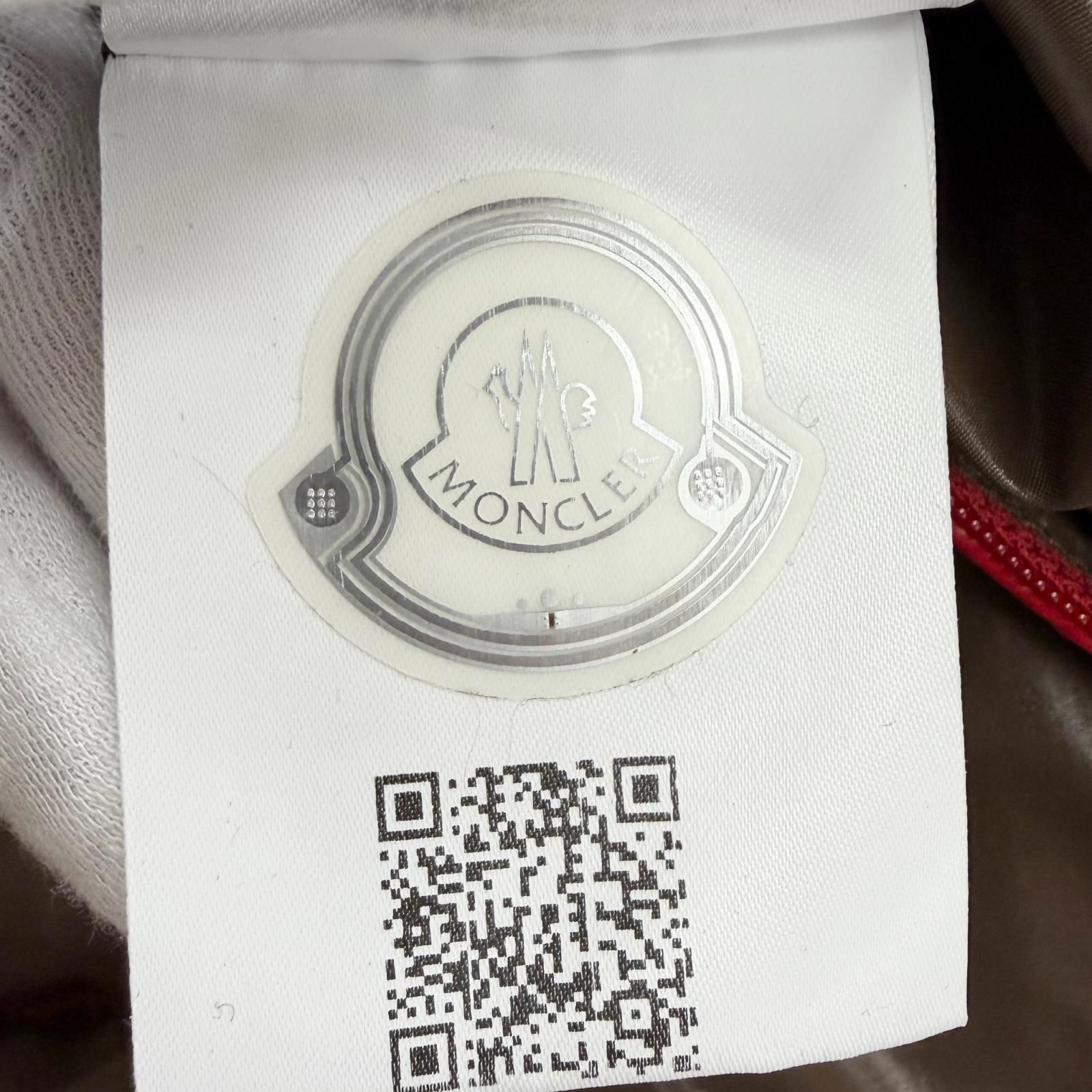 美品△MONCLER モンクレール MAYA マヤ ロゴワッペン付き フーデッド 