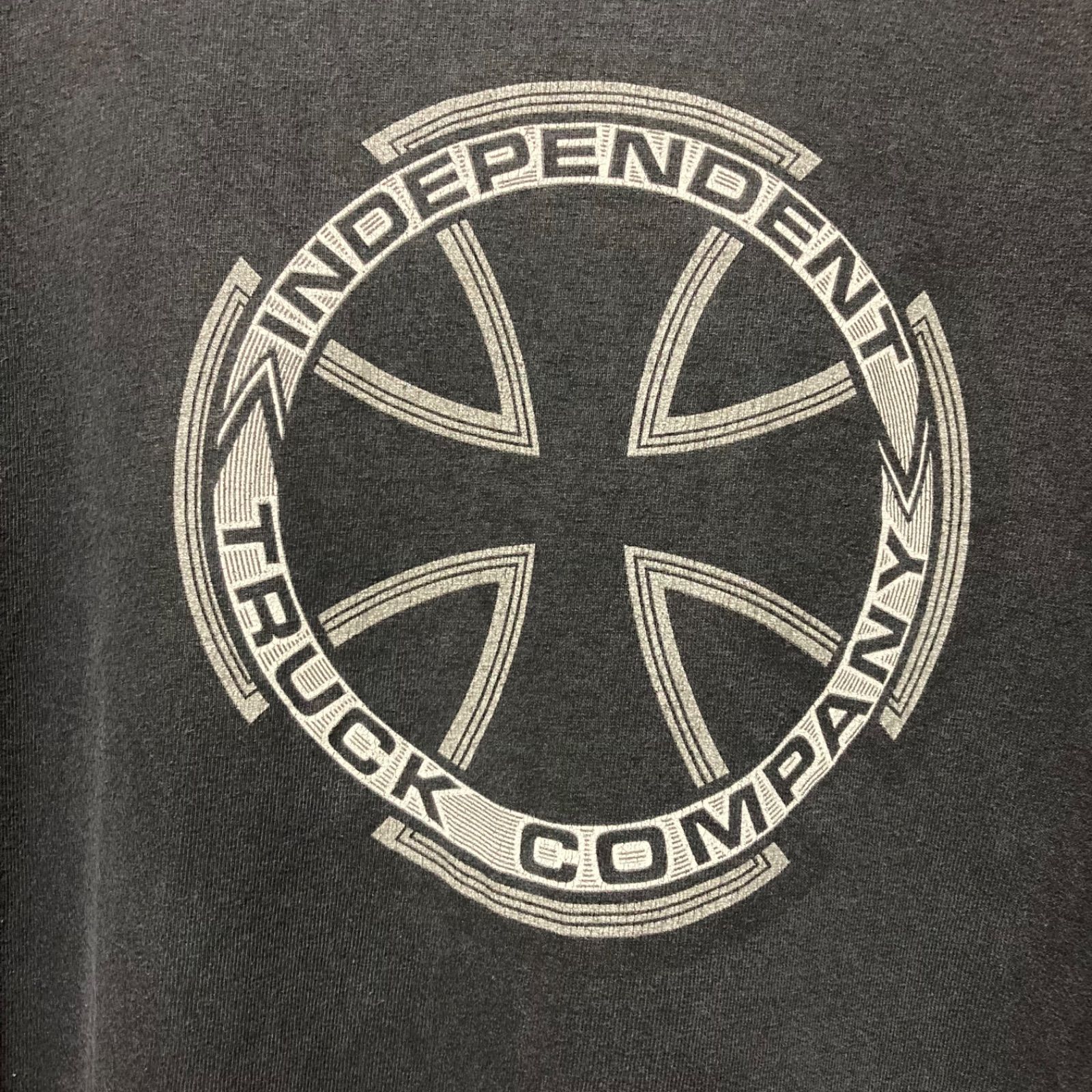 INDEPENDENT Tシャツ 2XL インディペンデント アイアンクロス