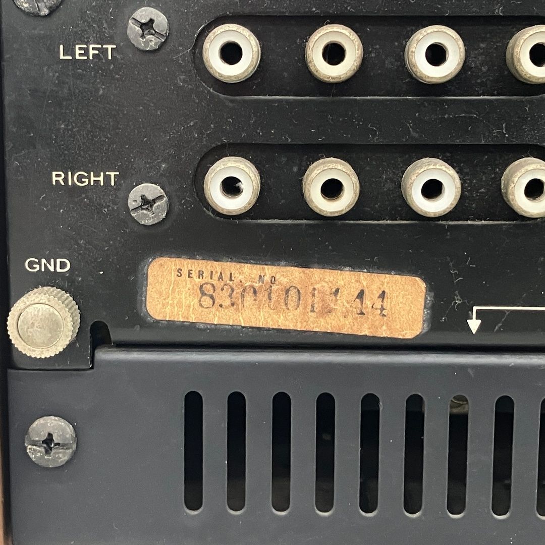 SANSUI AU-555A プリメインアンプ サンスイ 音響機材 ジャンク