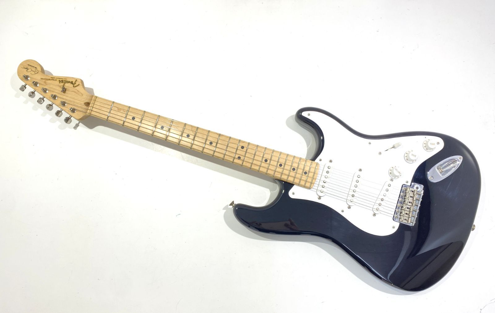 【七重浜店61-1-080610】[併売][中古] Fender USA Stratocaster Blackie フェンダー USA ストラトキャスター ブラッキー エレキギター